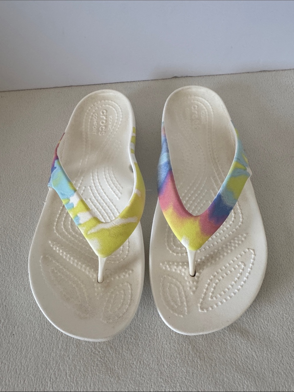 CROCS flip flops